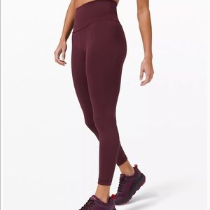 EUC Lululemon Wunder Train High-Rise 25” size 4